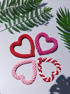 1pc Random Color Heart-Shaped Pet Chew Toy, New Pet Arrival Gift For Kitten Puppy