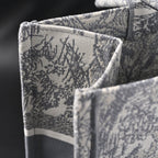 Christian Dior Large Book Tote – Toile de Jouy Embroidery