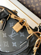 Louis vuitton Alma bb monogram ink